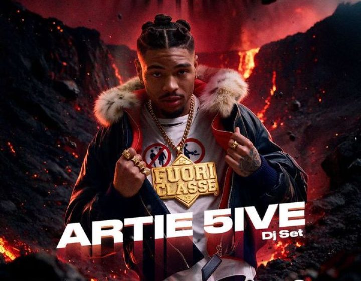 Fuoriclasse presents ARTIE 5IVE   BLACKMOON